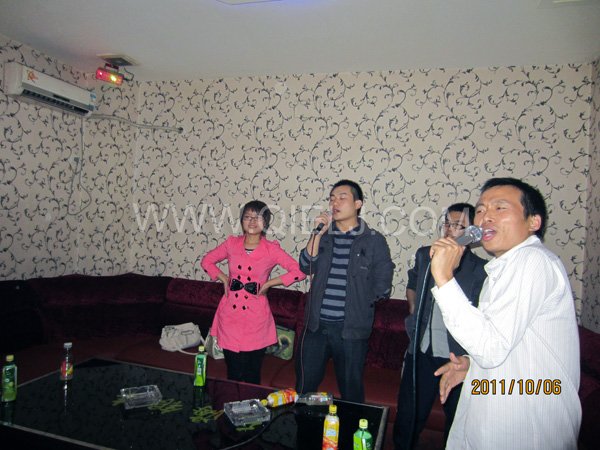 2011年10月，鄭州企鵝糧油機械有限公司--外貿(mào)部，十一國慶節(jié)團體活動！(圖1)